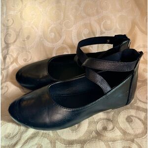 Girls dress black shoes